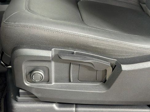 Certified 2025 Land Rover Defender 90 S image 21