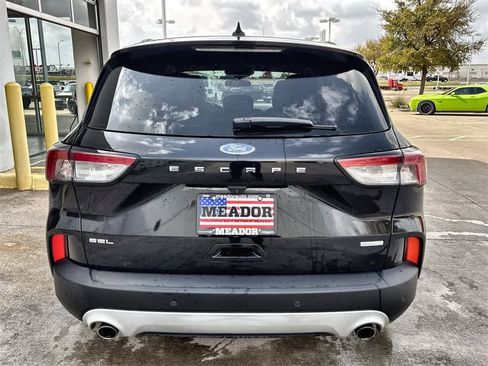 Used 2020 Ford Escape SEL image 5