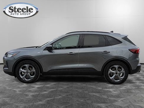 Used 2025 Ford Escape ST-Line image 2