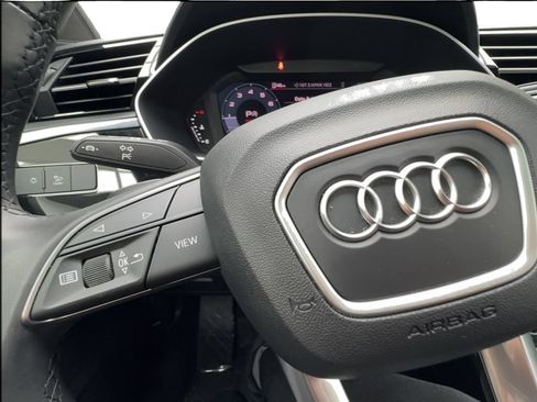 Used 2023 Audi Q3 2.0T Premium w/ Convenience Package AWD/4WD image 42