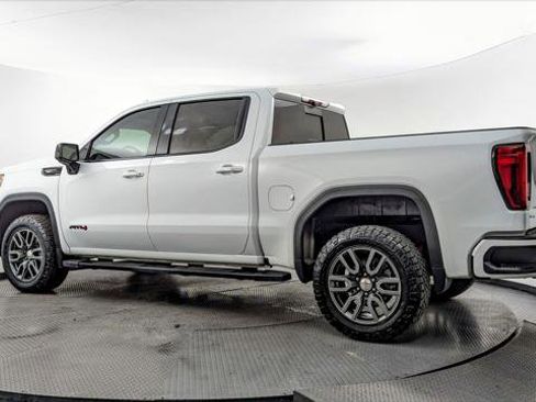 Used 2021 GMC Sierra 1500 AT4 w/ AT4 Value Package AWD/4WD image 6
