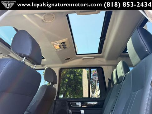 Used 2016 Land Rover LR4 HSE AWD/4WD image 19