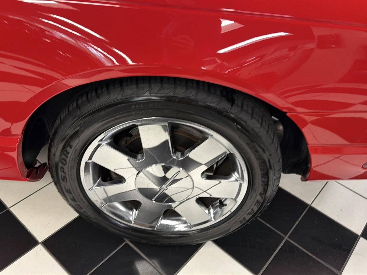 Used 2002 Ford Thunderbird RWD image 11