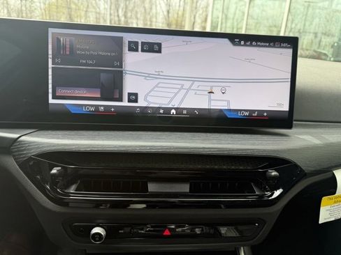 New 2025 BMW 330i xDrive Sedan w/ Convenience Package image 15