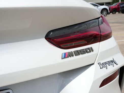 Used 2021 BMW M850i xDrive Coupe w/ Driving Assistance Package AWD/4WD image 22
