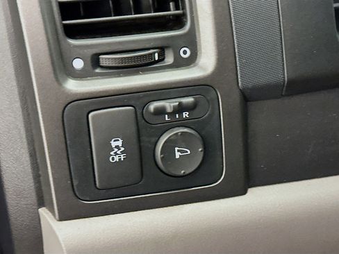 Used 2011 Honda CR-V EX-L image 17