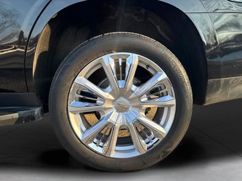 Used 2023 Chevrolet Tahoe High Country image 8