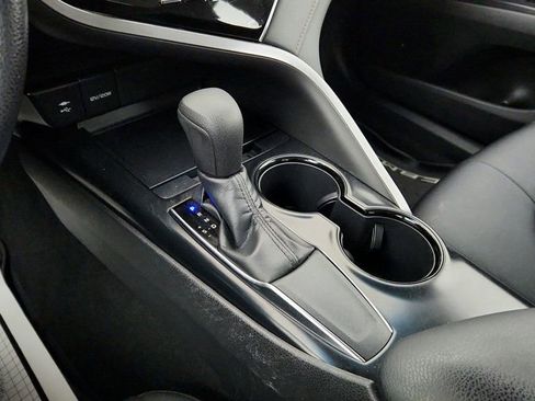 Used 2018 Toyota Camry LE w/ Protection Package (Q2) image 16