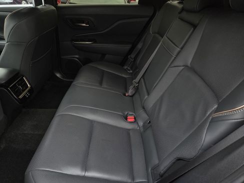 Used 2025 Toyota Crown Signia image 12