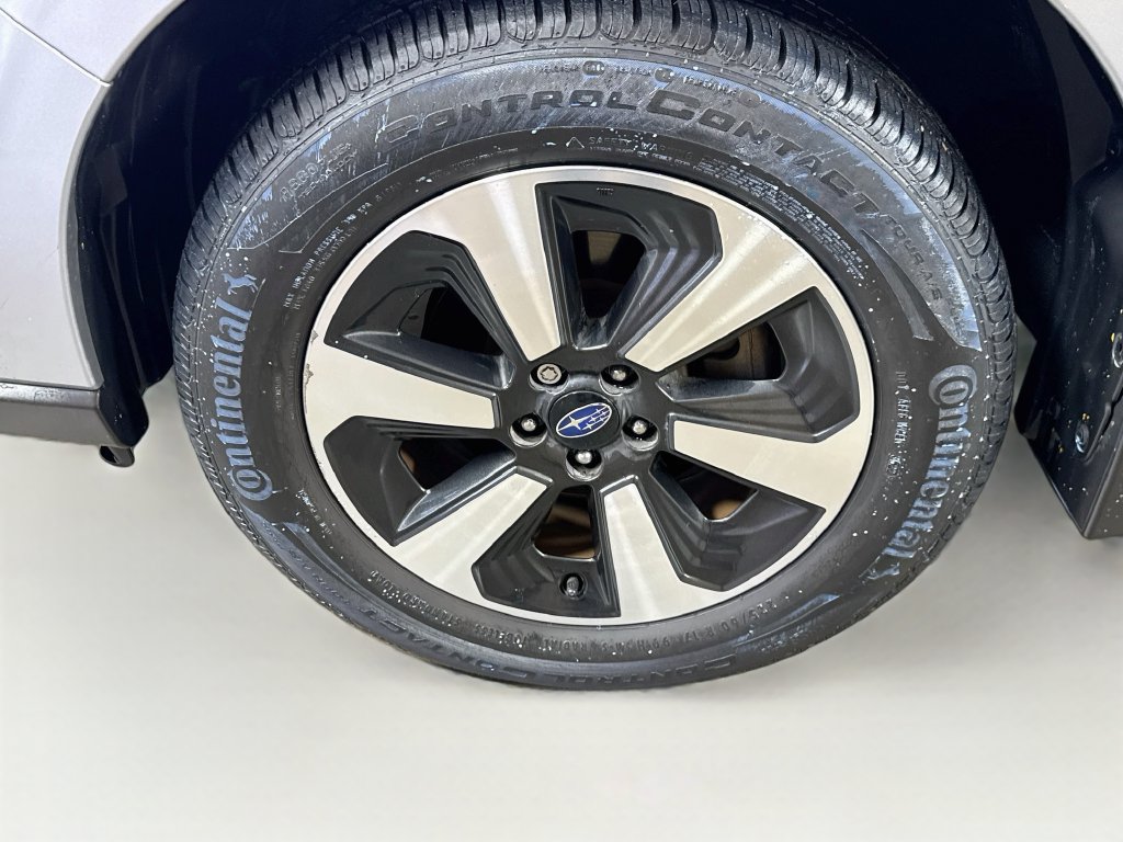 Used 2017 Subaru Forester 2.5i Limited AWD/4WD image 40