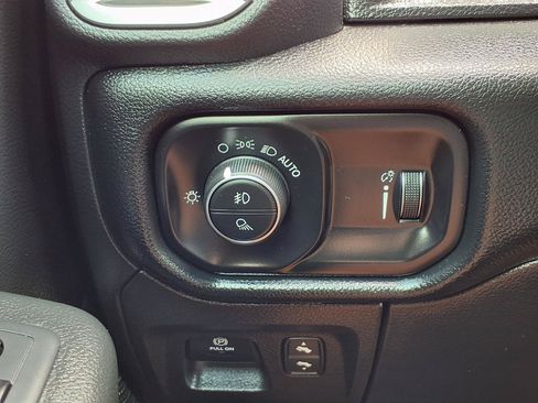 Used 2021 RAM 1500 Lone Star RWD image 11