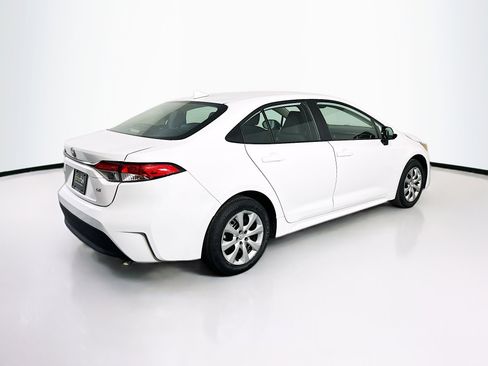 Used 2024 Toyota Corolla LE FWD image 9