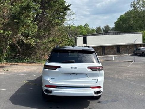 Used 2025 Jeep Grand Cherokee L Summit image 8