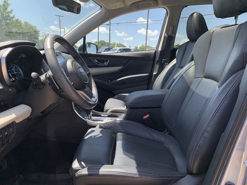 Used 2020 Subaru Ascent Limited w/ Technology Package AWD/4WD image 16