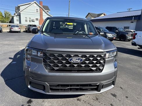 New 2025 Ford Maverick XLT image 11