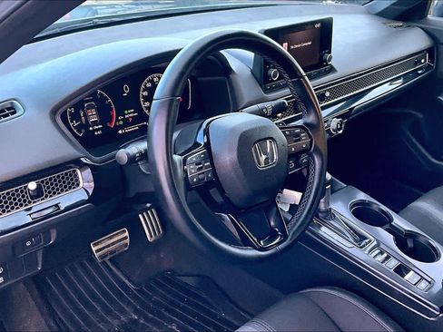 Used 2023 Honda Civic Sport image 16