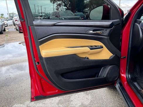 Used 2016 Cadillac SRX Luxury FWD image 17