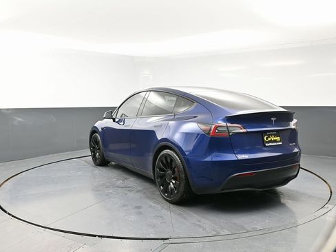 Used 2022 Tesla Model Y Performance image 7