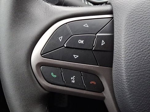 Used 2019 Jeep Cherokee Limited w/ Technology Group image 21