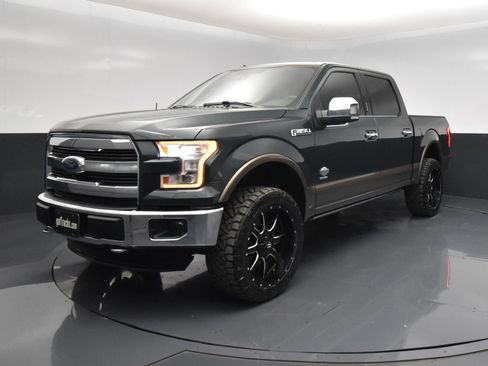 Used 2015 Ford F150 King Ranch w/ Equipment Group 601A Luxury AWD/4WD image 2