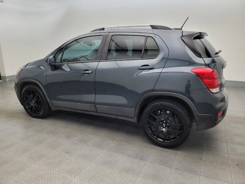 Used 2021 Chevrolet Trax LT w/ Sport Edition FWD image 3