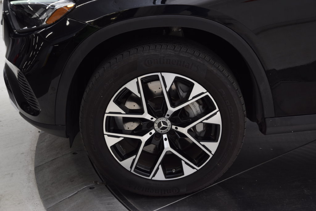 Certified 2025 Mercedes-Benz GLC 350e 4MATIC image 12