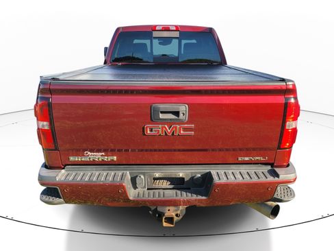 Used 2015 GMC Sierra 2500 Denali w/ Duramax Plus Package AWD/4WD image 5
