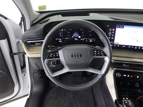 Certified 2025 Audi Q5 Premium Plus w/ Premium Plus image 22