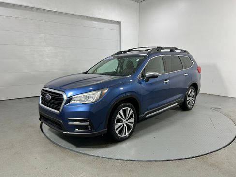 Used 2019 Subaru Ascent Touring w/ Popular Package #3 image 19