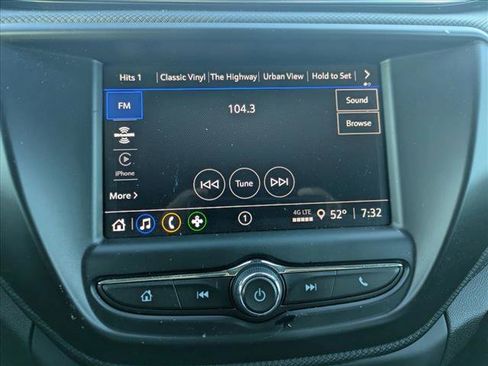 Used 2023 Chevrolet TrailBlazer LT FWD image 11
