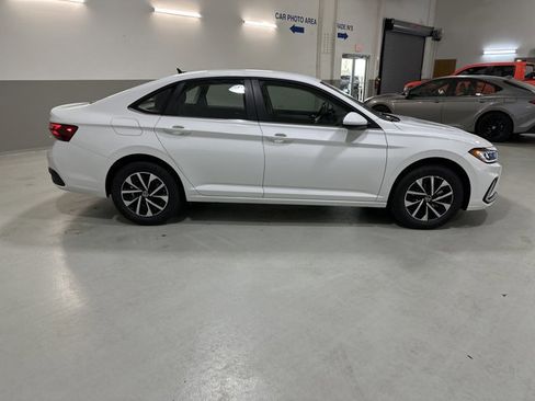 New 2026 Volkswagen Jetta S image 10