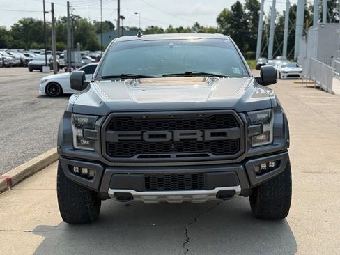 Used 2019 Ford F150 Raptor w/ Equipment Group 802A Luxury AWD/4WD image 3