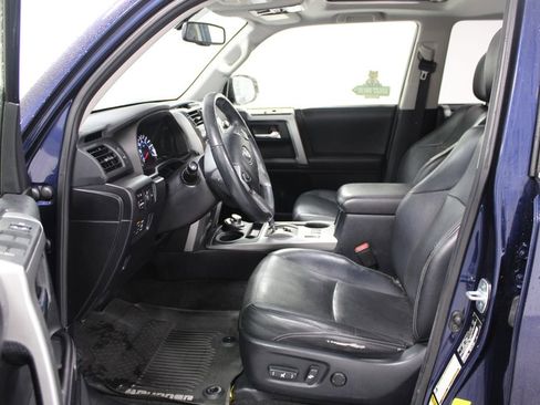 Used 2016 Toyota 4Runner Limited image 23