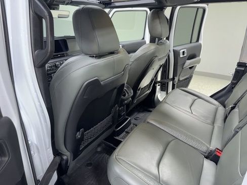 Used 2024 Jeep Wrangler High Altitude image 28