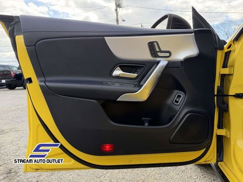 Used 2020 Mercedes-Benz CLA 250 image 33