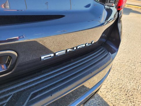 Used 2024 GMC Yukon XL Denali Ultimate w/ LPO, Floor Liner Package AWD/4WD image 13