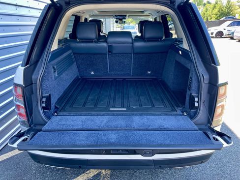 Used 2019 Land Rover Range Rover Supercharged AWD/4WD image 36