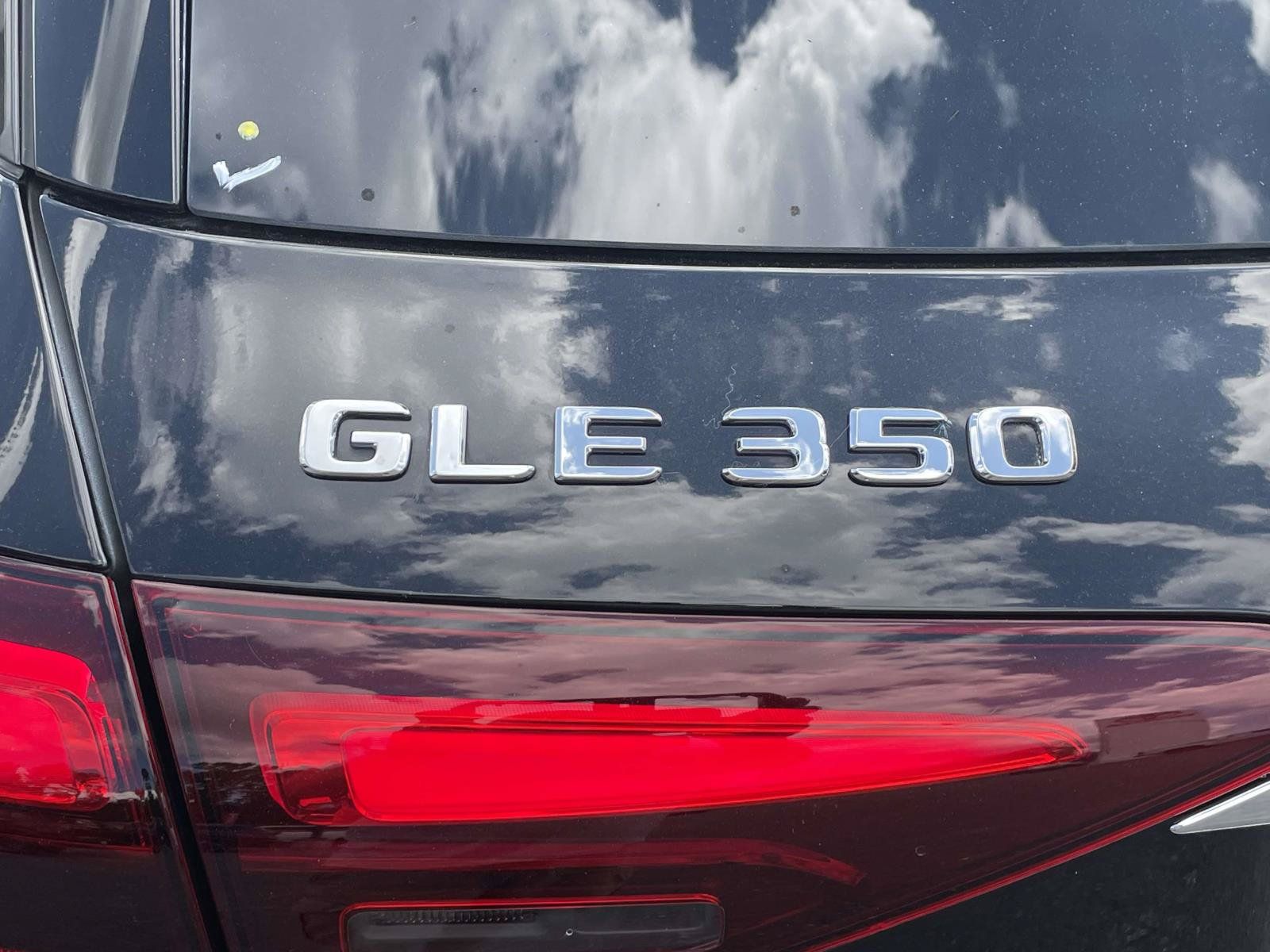 Used 2025 Mercedes-Benz GLE 350 4MATIC image 8