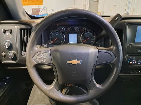 Used 2018 Chevrolet Silverado 1500 Custom image 19