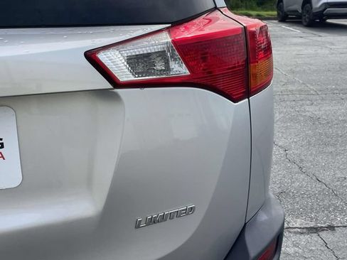 Used 2015 Toyota RAV4 Limited FWD image 12