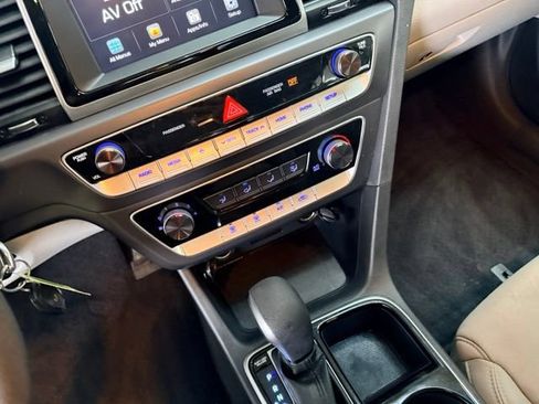 Used 2019 Hyundai Sonata SE FWD image 28
