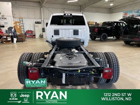 New 2026 RAM 5500 Tradesman AWD/4WD image 4