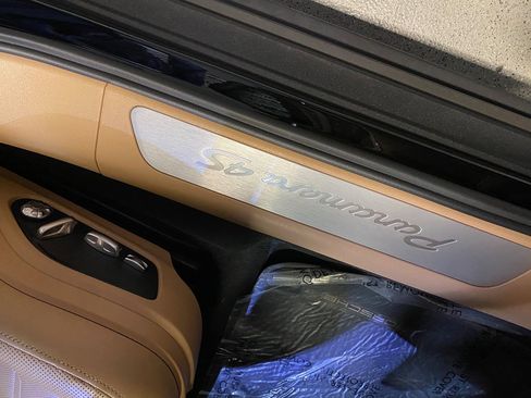 Used 2020 Porsche Panamera 4S image 38
