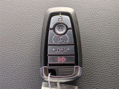 New 2025 Ford F150 Lariat w/ Equipment Group 502A High image 28