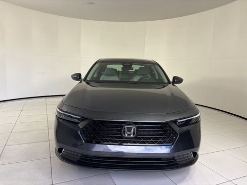 Used 2023 Honda Accord EX image 8