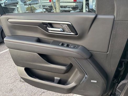 Used 2025 Chevrolet Tahoe RST w/ RST Capability Package image 12
