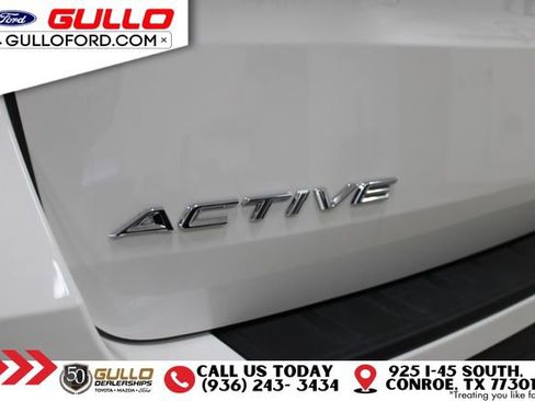 Used 2025 Ford Explorer Active w/ Active Comfort Package image 6