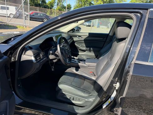 Used 2018 Honda Accord EX-L image 10
