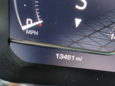 Used 2024 GMC Sierra 2500 SLE w/ SLE Value Package; image 12