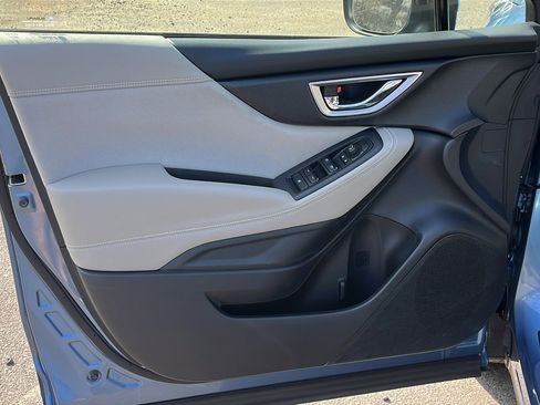 Certified 2023 Subaru Forester Premium image 9